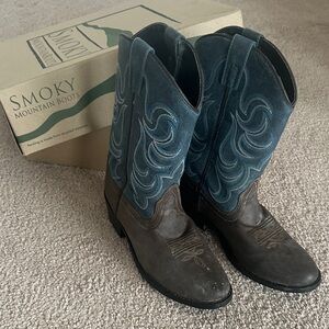 Smoky Mountain Kids' Brown and Blue Western Boots